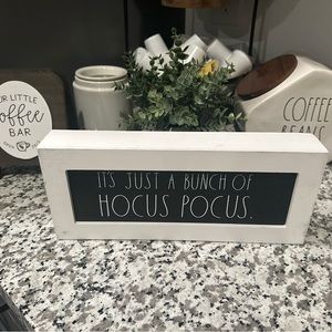 Rae Dunn HOCUS POCUS Sign Decor